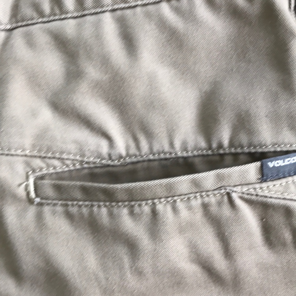 Volcom shorts worn 1 x LIKE NEW